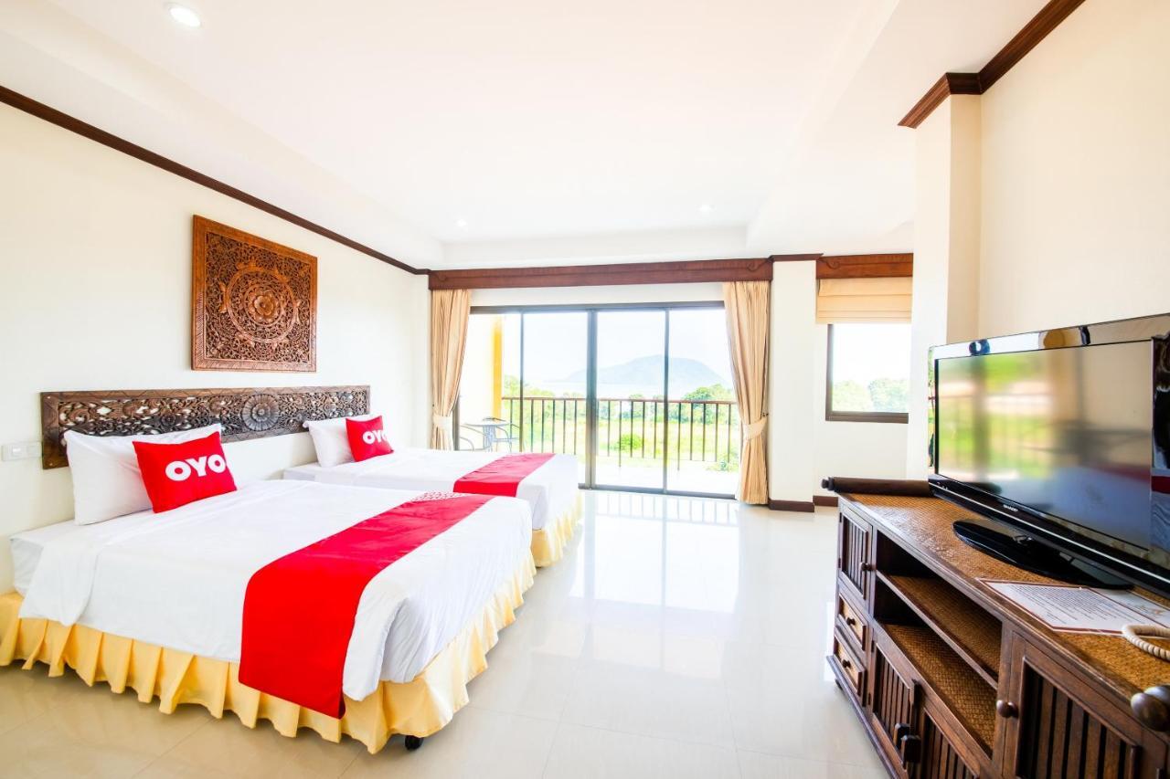 Oyo 453 Thai Boutique Resort Rawai Esterno foto