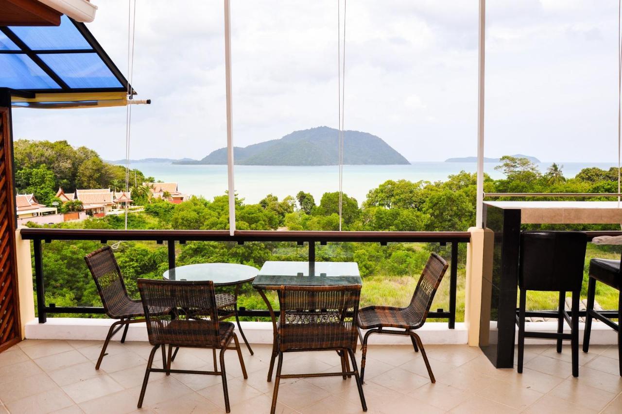 Oyo 453 Thai Boutique Resort Rawai Esterno foto